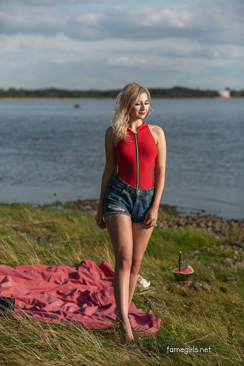 Яна, 20